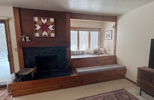 Moose Wilson Road Condo | Cozy condo in the Aspens - 1 bed, 1 double bunk, 1 bath, w/fireplace & W/D!