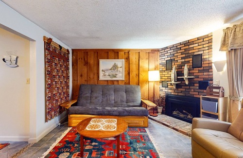 Waterville Valley Condo | Cozy condo walk to town square, shuttle to ski, seasonal pool