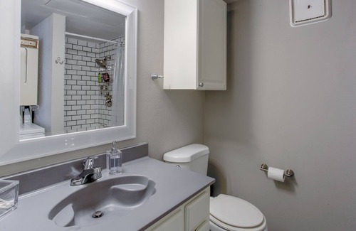Fort Worth Apartment | Cozy, convenient condo in the heart of Fort Worth's cultural district