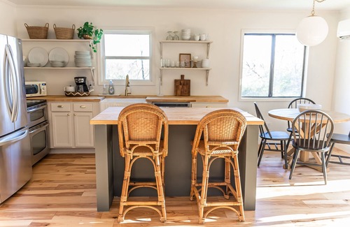 Hayesville House | Cozy cottage close to downtown Hayesville