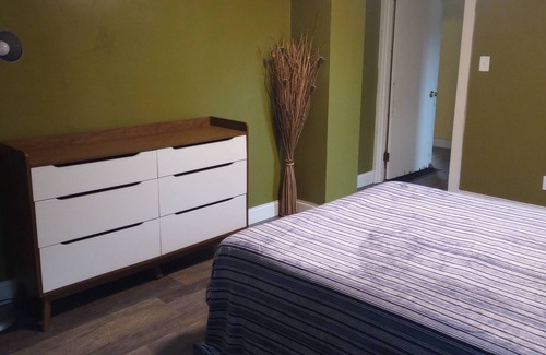 Oakley Cottage | Cozy cottage close to Biltmore, Downtown, and Parkway!