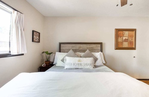 Liberty Wells Cottage | Cozy Cottage Hidden in Salt Lake City - The Hideaway