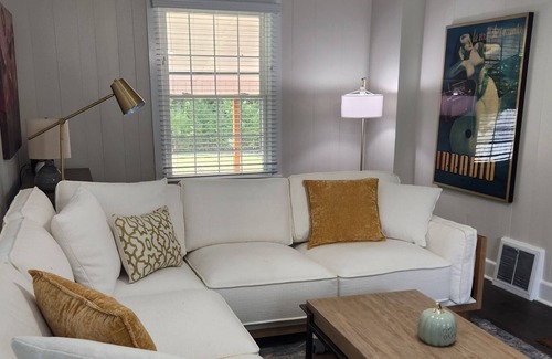 Winston - Salem House | Cozy cottage home within walking distance of next to Wake Forest University!