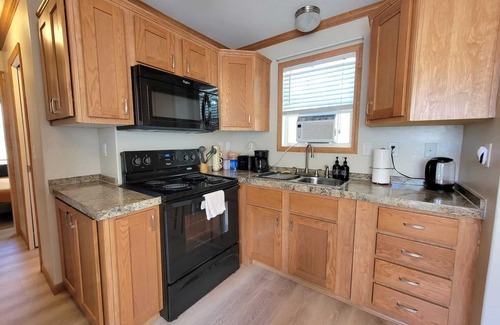 Big Pine Key House | Cozy Cottage in Big Pine Key – 35 Min to Key West, Pool & Free Parking