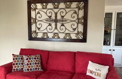 Payson Cottage | Cozy cottage in the pines, quiet and close to town.