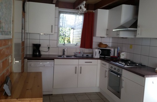 Sint Maartensvlotbrug House | Cozy cottage for 4 people near the sea in North Holland. Wlan included