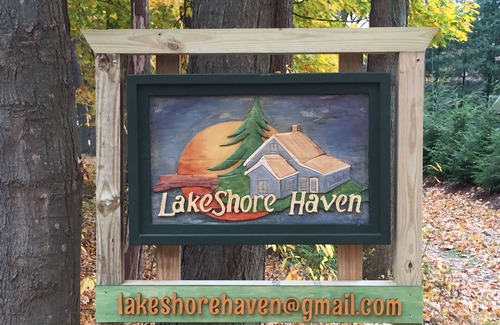 Fennville Cottage | Cozy Cottage on Lake Michigan, near Saugatuck!