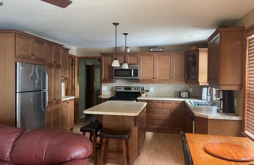 Rideau Lakes Cottage | Cozy cottage on the Rideau, relax with the whole family