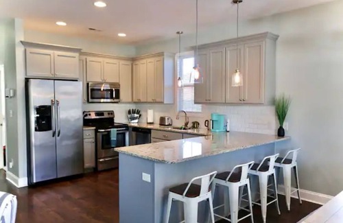 Wilmington Cottage | Cozy Cottage Style Home near downtown Wilmington
