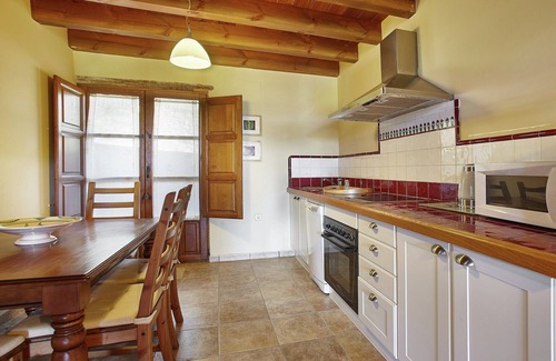 Pruneda Apartment | Cozy Cottage with Pool & Terrace