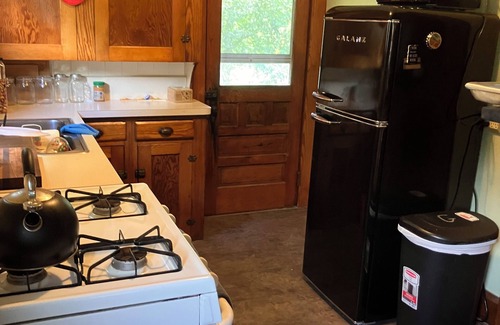 Sandy Lake House | Cozy Country Cottage in Sandy Lake