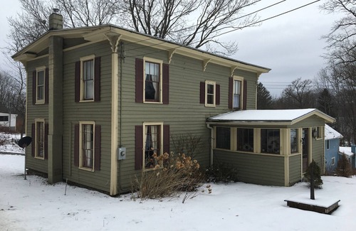 Cooperstown House | Cozy Country Home minutes from Cooperstown and Dreams Park - a home run!