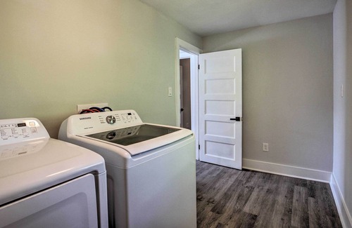Atlanta Cottage | Cozy Couple's Cottage ~ 5 Miles to Downtown!