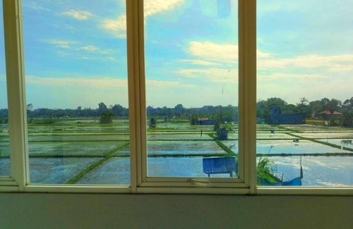 Denpasar Barat Apartment | Cozy Couple Studio with Rice Field View Seminyak Bali