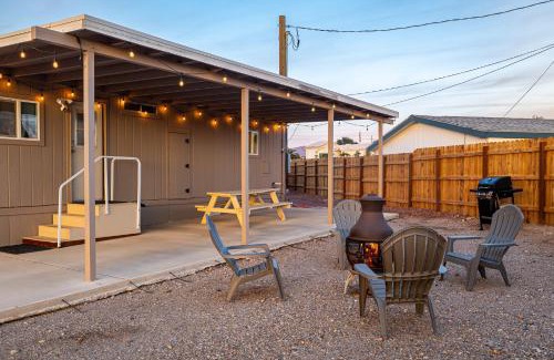 Sunridge Estates House | Cozy Desert home, Stunning Views, Peaceful Vibes Near Laughlin