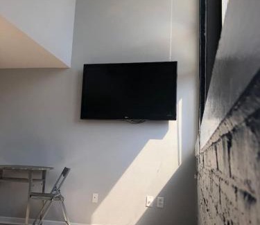 Downtown Cleveland House | Cozy Downtown Modern Condo in the Heart of it all