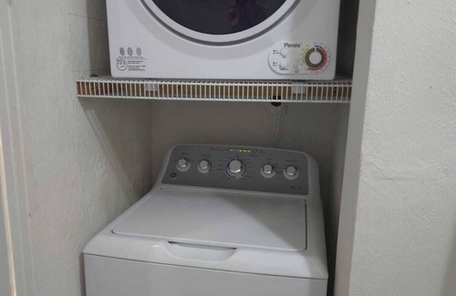 Irving House | Cozy Duplex in Downtown Irving