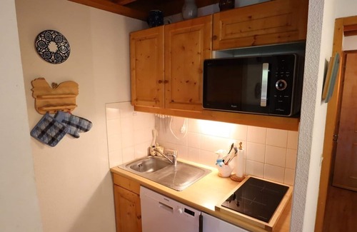 Areches Apartment | Cozy Duplex with Pool, Sleeps 4-5, Central Arêches-Beaufort, 50m from Shops and Slopes