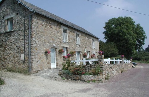 Angoville-sur-Ay Cottage | Cozy Duplex with Terrace, BBQ, and Stunning Countryside Views