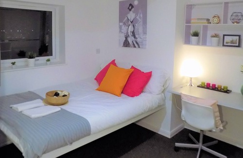 Gamston House | Cozy En-suite in Canley, walking to Uni