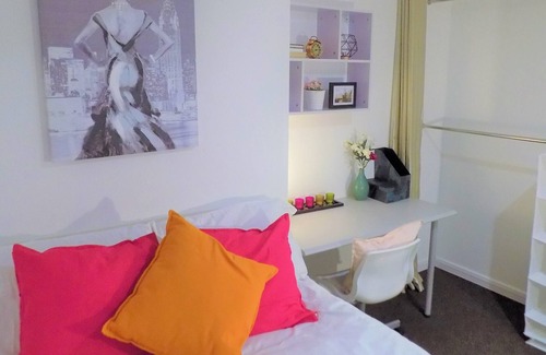 Gamston House | Cozy En-suite in Canley, walking to Uni