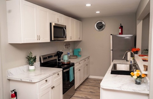 West Arlington Apartment | Cozy Escape: Games & Stadium Fun Just Minutes Away