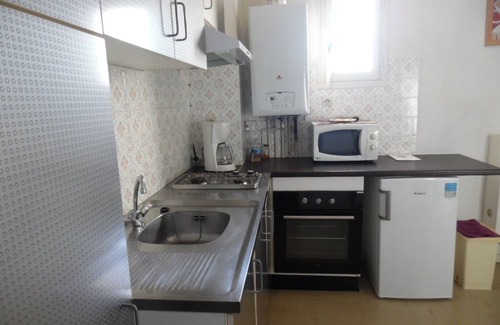 Amelie-les-Bains-Palalda Apartment | Cozy F2 Apartment with Terrace & Parking, Pet-Friendly in Amélie-les-Bains