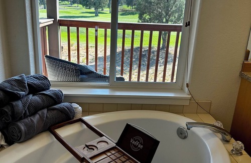 Redmond House | Cozy family friendly golf front town house. Amazing views and amenities