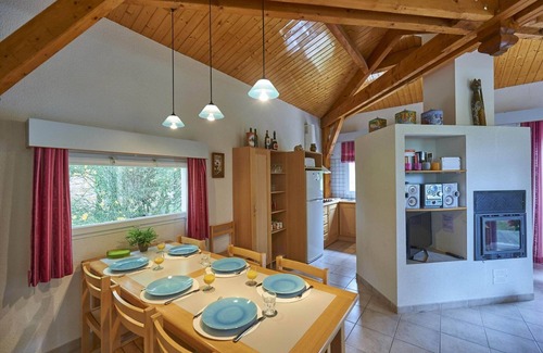 Quillan House | Cozy Family Getaway Home
