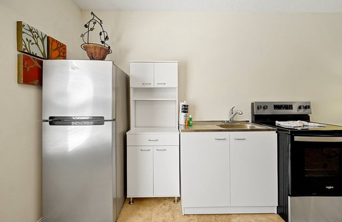 Reunion Apartment | Cozy Family Retreat | Minutes from Disneyland