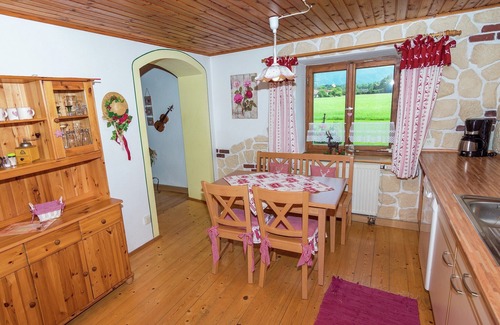 Luft Apartment | Cozy Family Stay in Feldwies