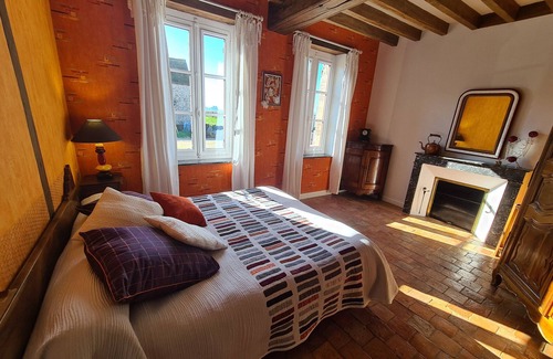 Bonnee Bed & Breakfast | Cozy farm room with terrace, parking, and summer kitchen