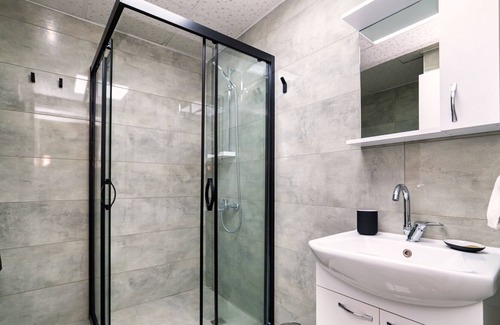Kaleici Apartment | Cozy Flat 7 min to Mermerli Beach in Antalya