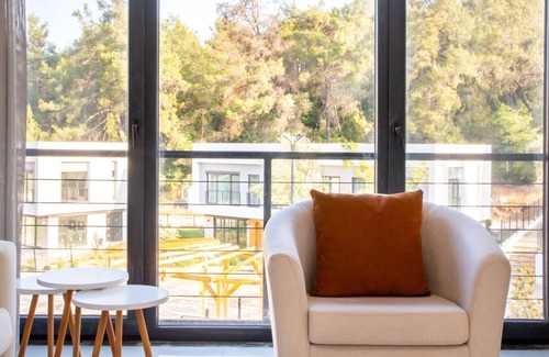 Milas House | Cozy Flat w Garden 1 min to Beach in Milas