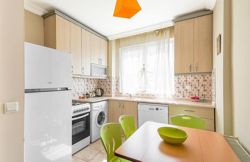 Kaleici Apartment | Cozy Flat with Balcony 10 min to Hadrian Gates