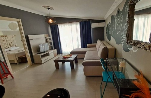 Mentese Apartment | Cozy Flat with Sea View near Beach in Bozburun