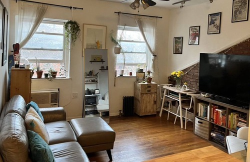 Clinton Hill House | Cozy Fort Greene Apartment--You Perfect Summer Home