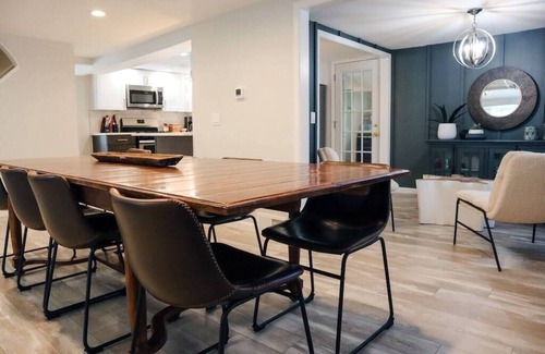 Rochester House | Cozy getaway in a prime location