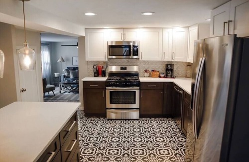 Rochester House | Cozy getaway in a prime location
