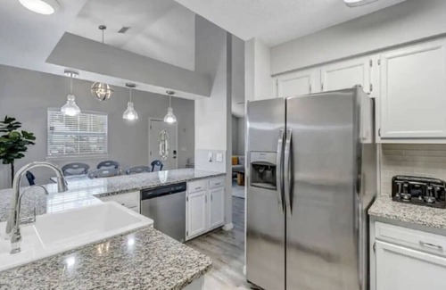 Jacksonville Beach House | Cozy Getaway - Close to Beach Fun and Mayo Clinic!