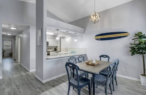 Jacksonville Beach House | Cozy Getaway - Close to Beach Fun and Mayo Clinic!