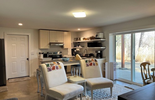 Pisgah Forest House | Cozy guest suite in Pisgah Forest with great access to the outdoors