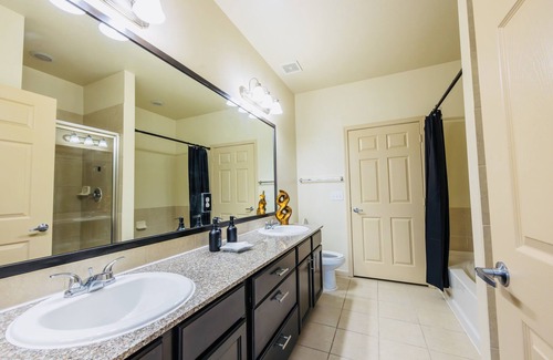 Katy Apartment | Cozy Harbor Hideaway! - at Typhoon Water Park