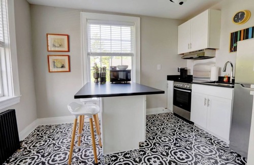 Frankfort Apartment | Cozy Historic Apt/Walk to River and Downtown