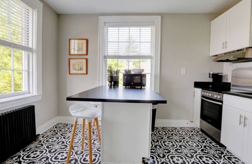 Frankfort Apartment | Cozy Historic Apt/Walk to River and Downtown