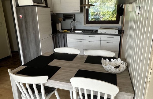 Sint Maartensvlotbrug House | Cozy holiday home in North Holland with private parking near the beach