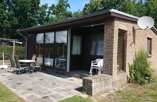 Sint Maartensvlotbrug House | Cozy holiday home in North Holland with private parking near the beach