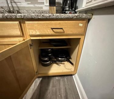 Cleveland Apartment | cozy home away from home