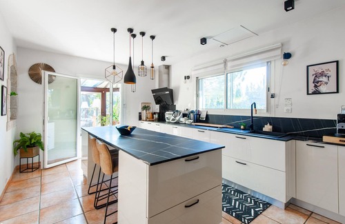 Graveson House | Cozy home in Graveson with WiFi