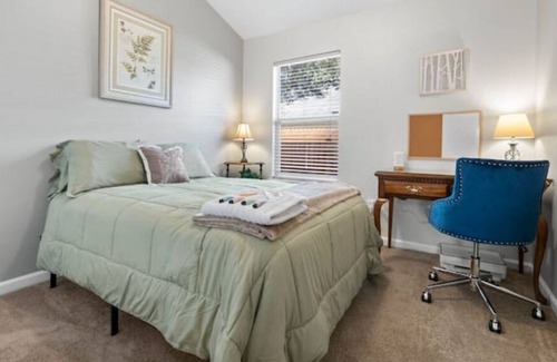 Northside House | Cozy Home in Jacksonville FL